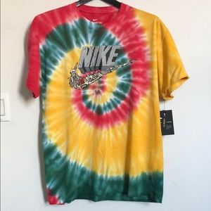 NIKE TIE DYE T-SHIRT *NWT*